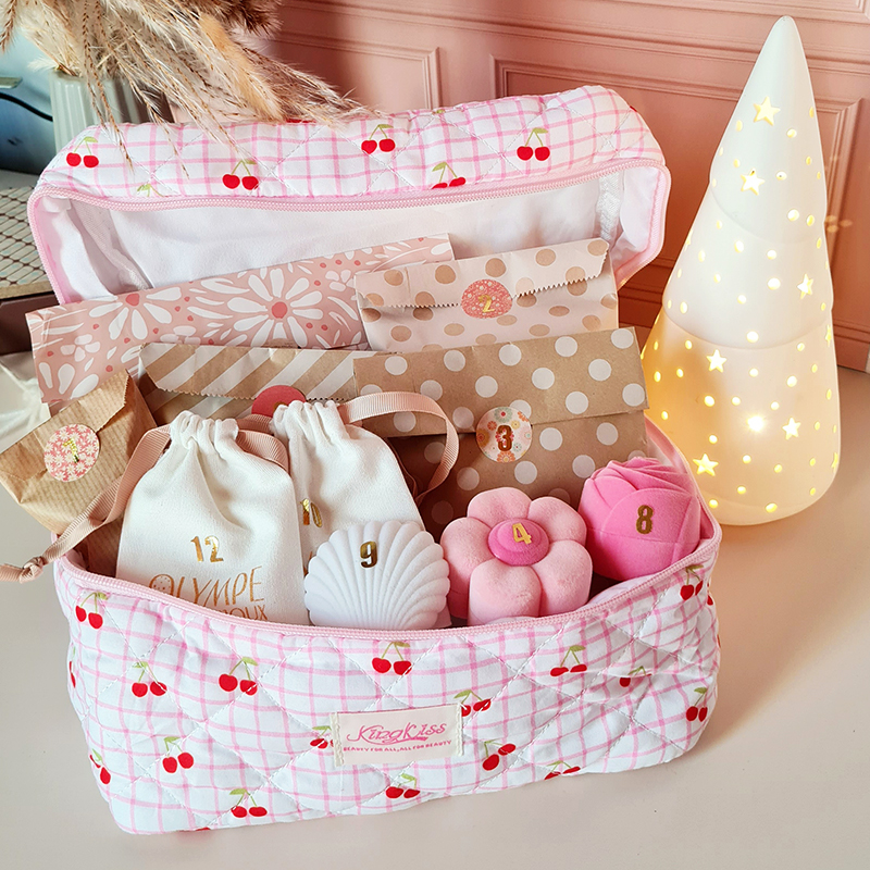calendrier de lavent 12 cases enfant bijoux fantaisie en acier inoxydable - Olympe bijoux- ouvert