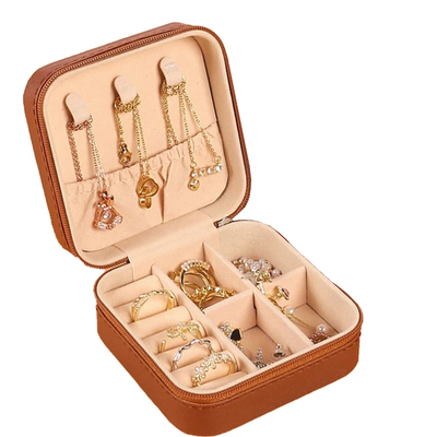 boite-a-bijoux-rangements-carre-marron-cognac-olympe-bijoux-acier-inoxydable-bagues-bracelets-colliers-boucles-d-oreilles-broches-details8