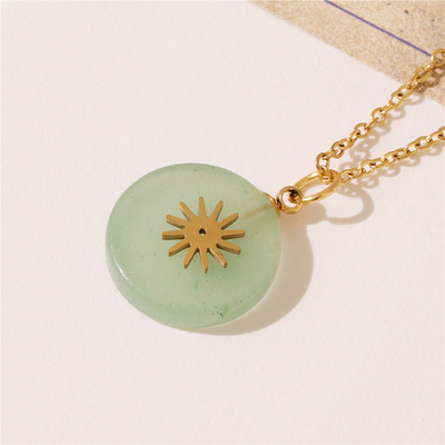 collier-soleil-pierre-naturelel-verte-olympe-bijoux