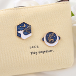 broche-pins-cerf-nocturne-olympe-bijoux-fond-pocgette-zip