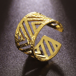 bague-incas-dore-olympe-bijoux-fond-noir