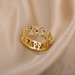bague-queen-zircon-multicolor-dore-olympe-bijoux-fond-beige