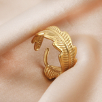 bague-feuillage-olympe-bijoux-fond-tissu