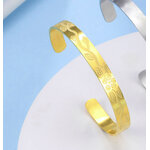 bracelet-jonc-motif-floral-olympe-bijoux-presentoir