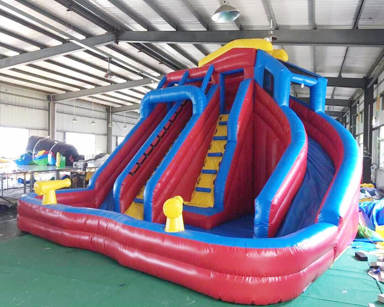 Location Grand toboggan gonflable en PVC pour l'extérieur, château