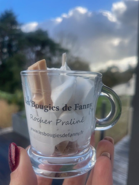Bougie parfumée au Rocher Praliné 40g