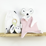 doudou-lange-koala-rose-hochet-petit-bloom