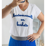 bonnieandcie_tshirt_ecriture_bleu_baskets