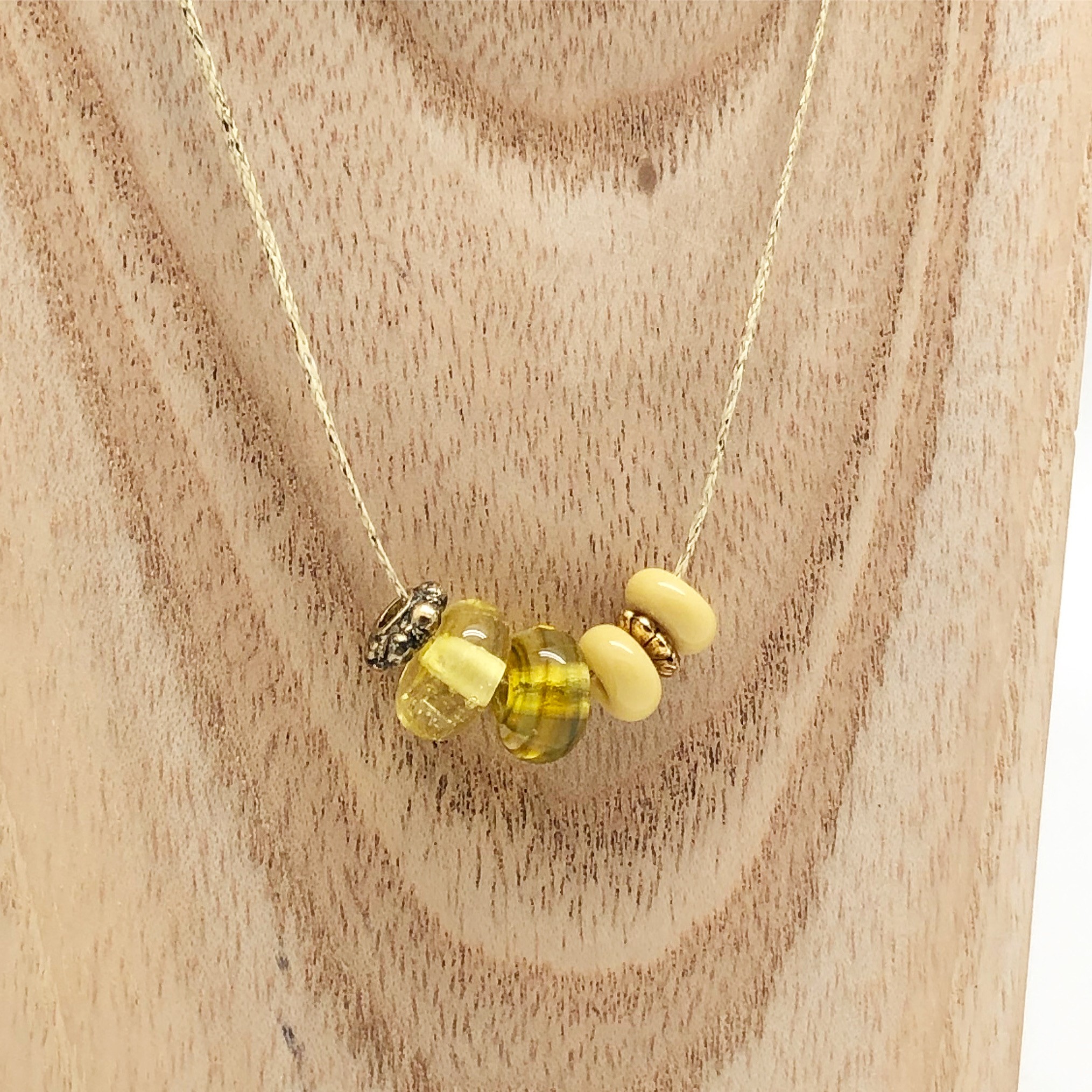 collier-lady