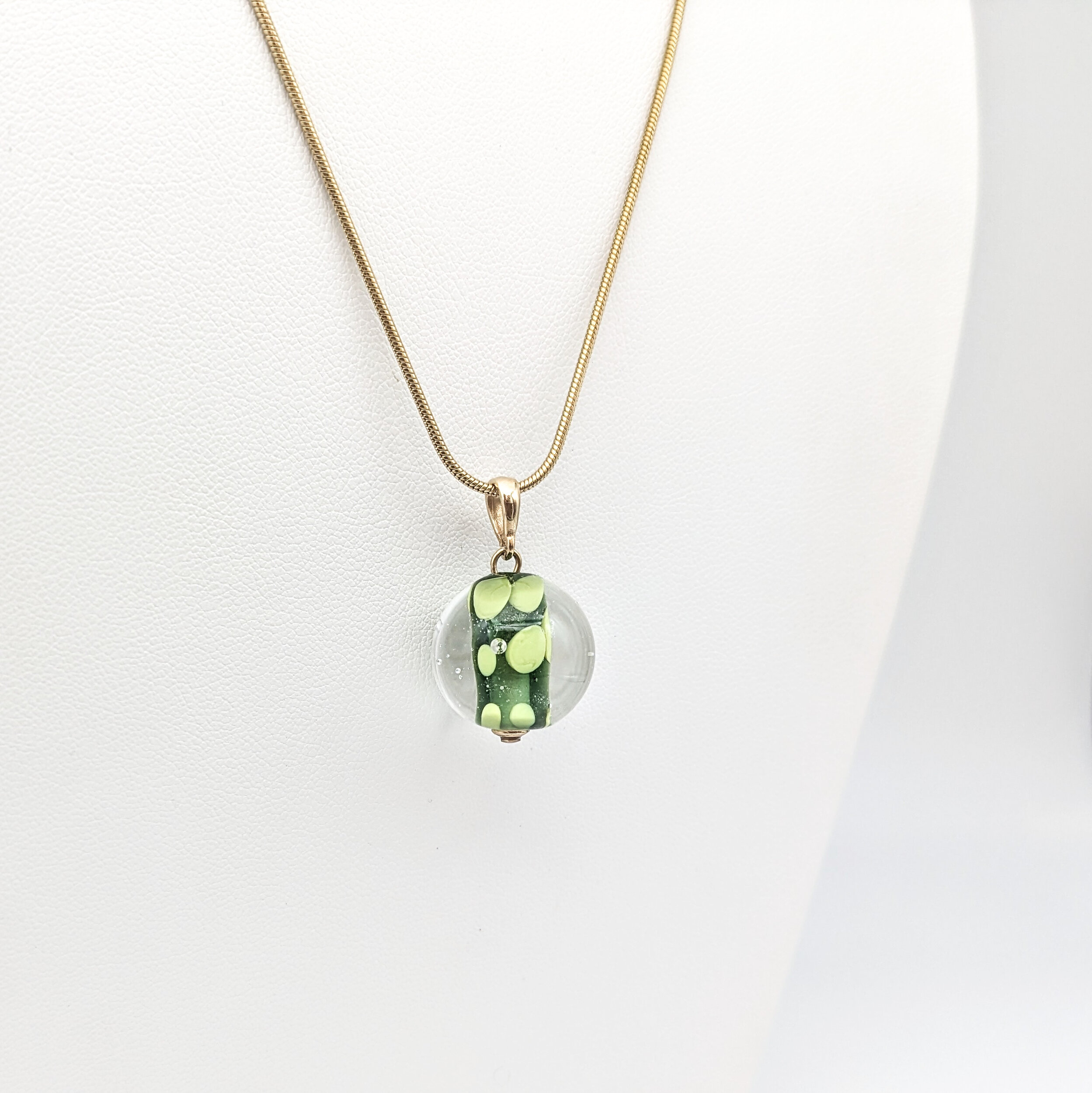 Collier one sève danis.2
