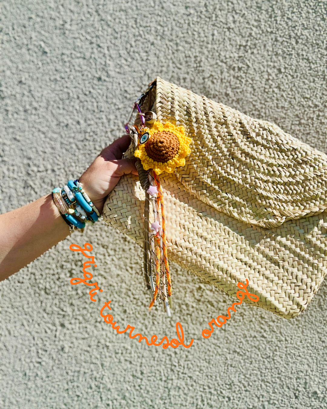 Grigri de sac à main tournesol, grigri pas cher, idée cadeau à offrir à une amie, une ado, fête des mère, eshop influence maryva, eshop concept store lyon, livraison rapide