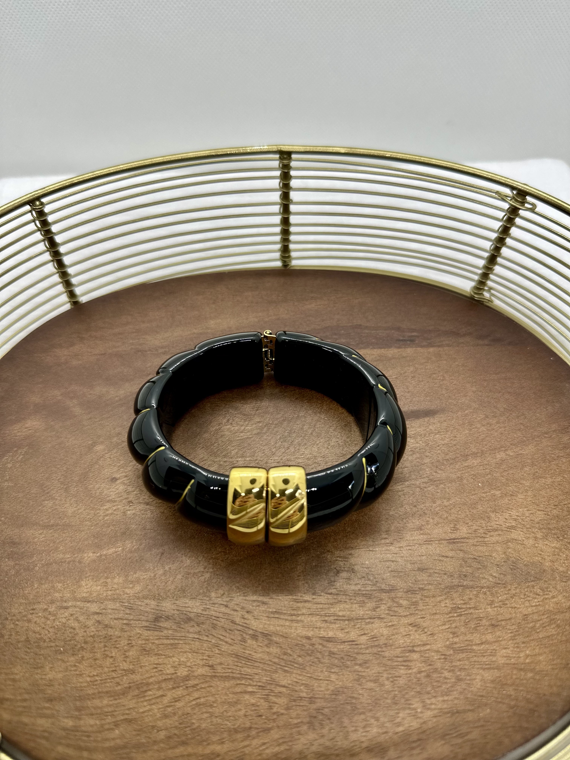 Jonc ouvrable noir et doré pas cher, concept store Influence Maryva