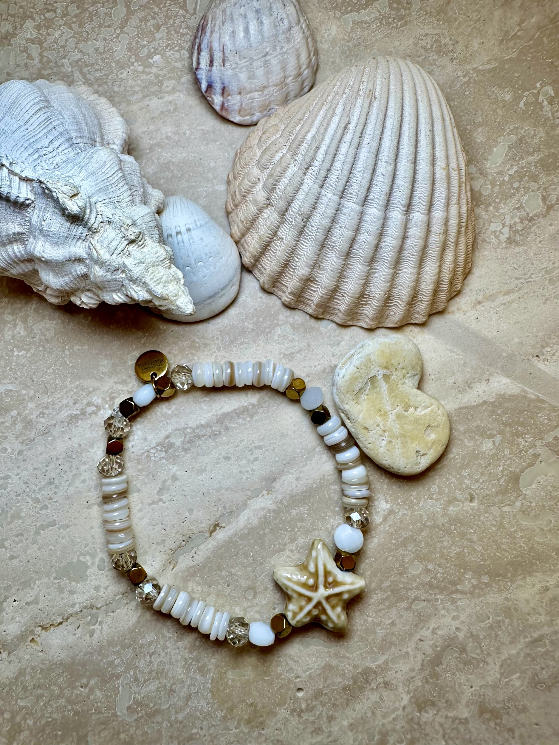 Bracelet avec breloque en céramique, bracelet en coquillage