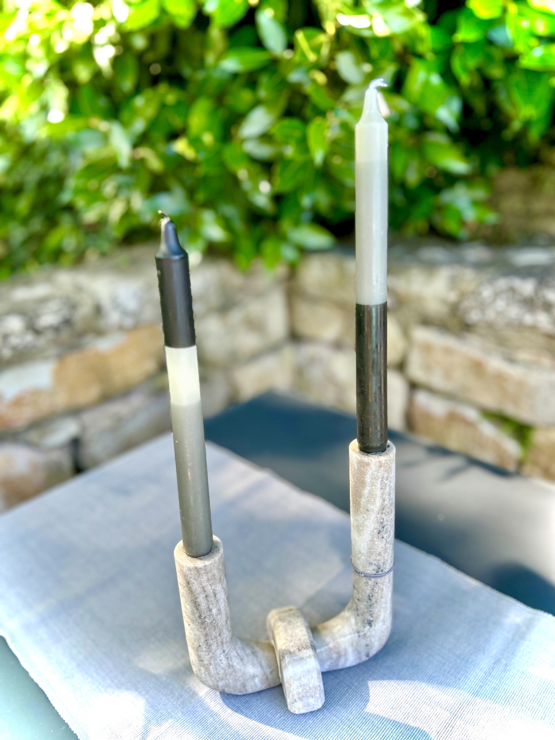 Énorme bougeoir en marbre couleur beige et blanc et gris, bougeoir original pas cher, livraison rapide, idée dobjet de décoration à offrir pas cher