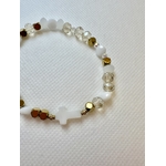 Bracelet chrétien avec une croix en nacre