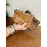 Porte-monnaie stylé à poils et en 100% cuir