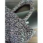 Sac à la mode pour le yoga avec motif léopard grand cabas léopard. Sac style doudoune