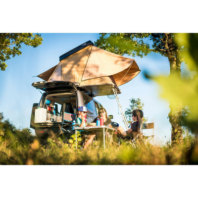 tente-de-toit-universelle-4-5-places