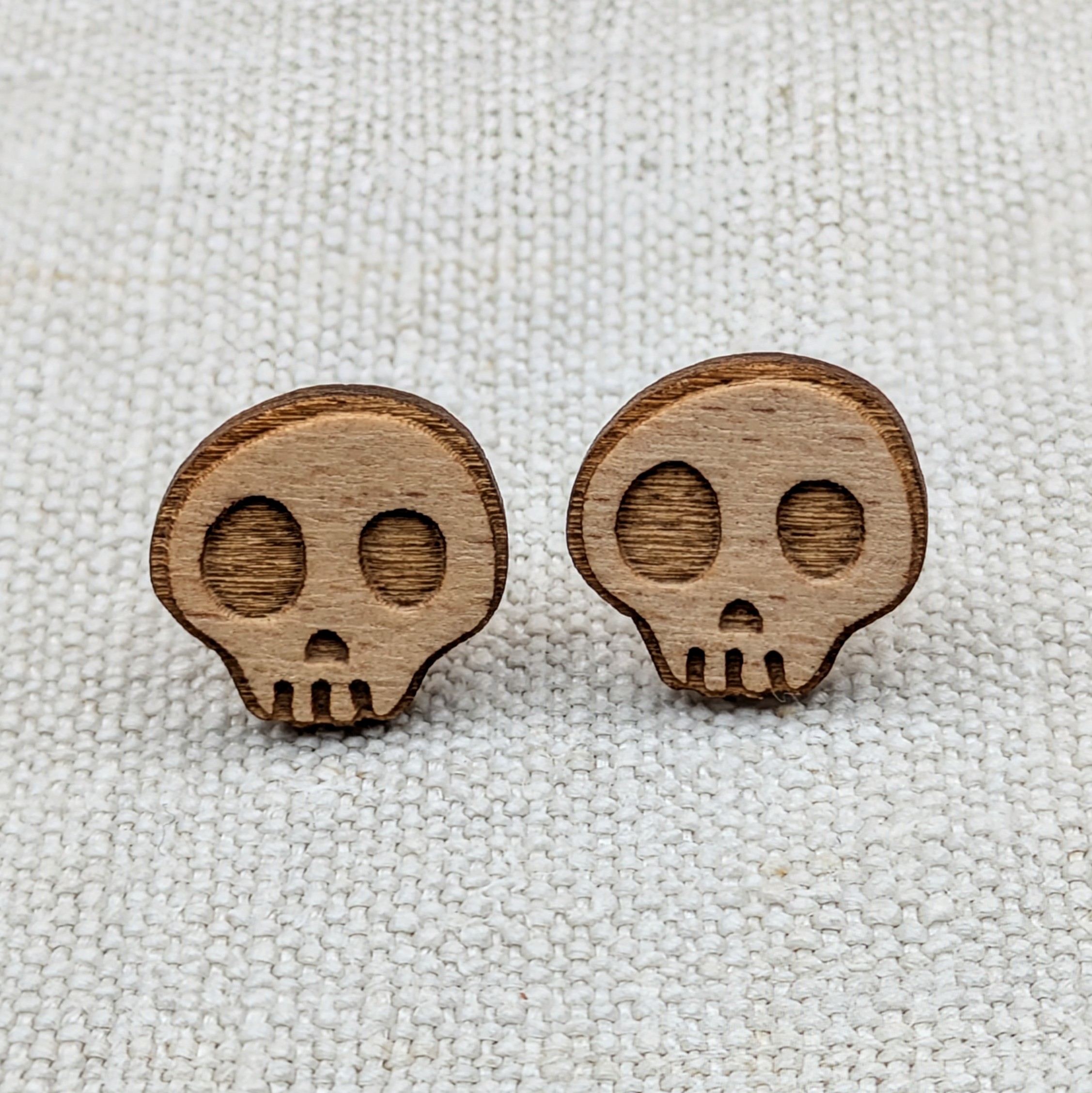 Puces doreilles tête de mort - La Louve