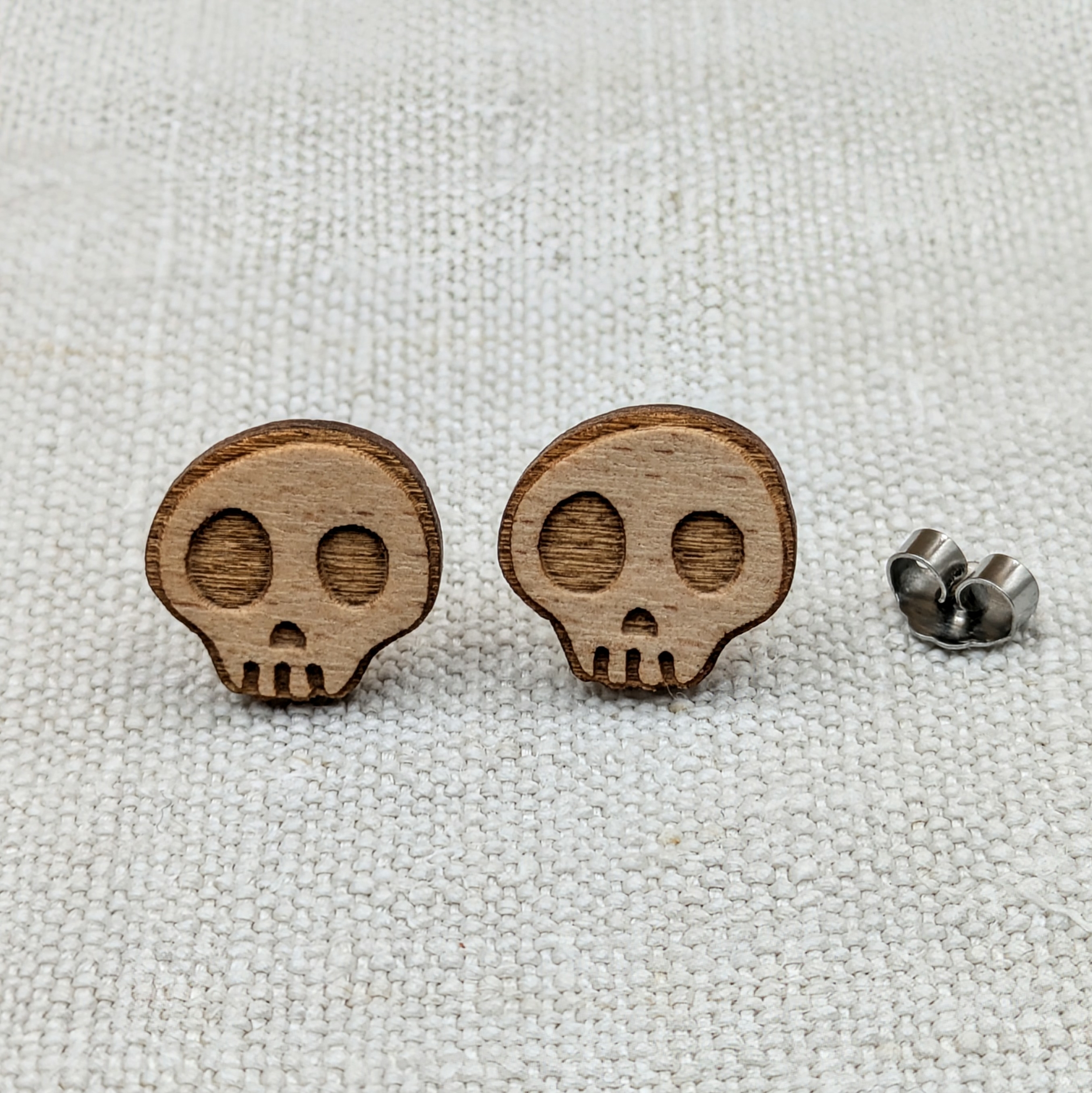 Puces doreilles tête de mort - La Louve (2)