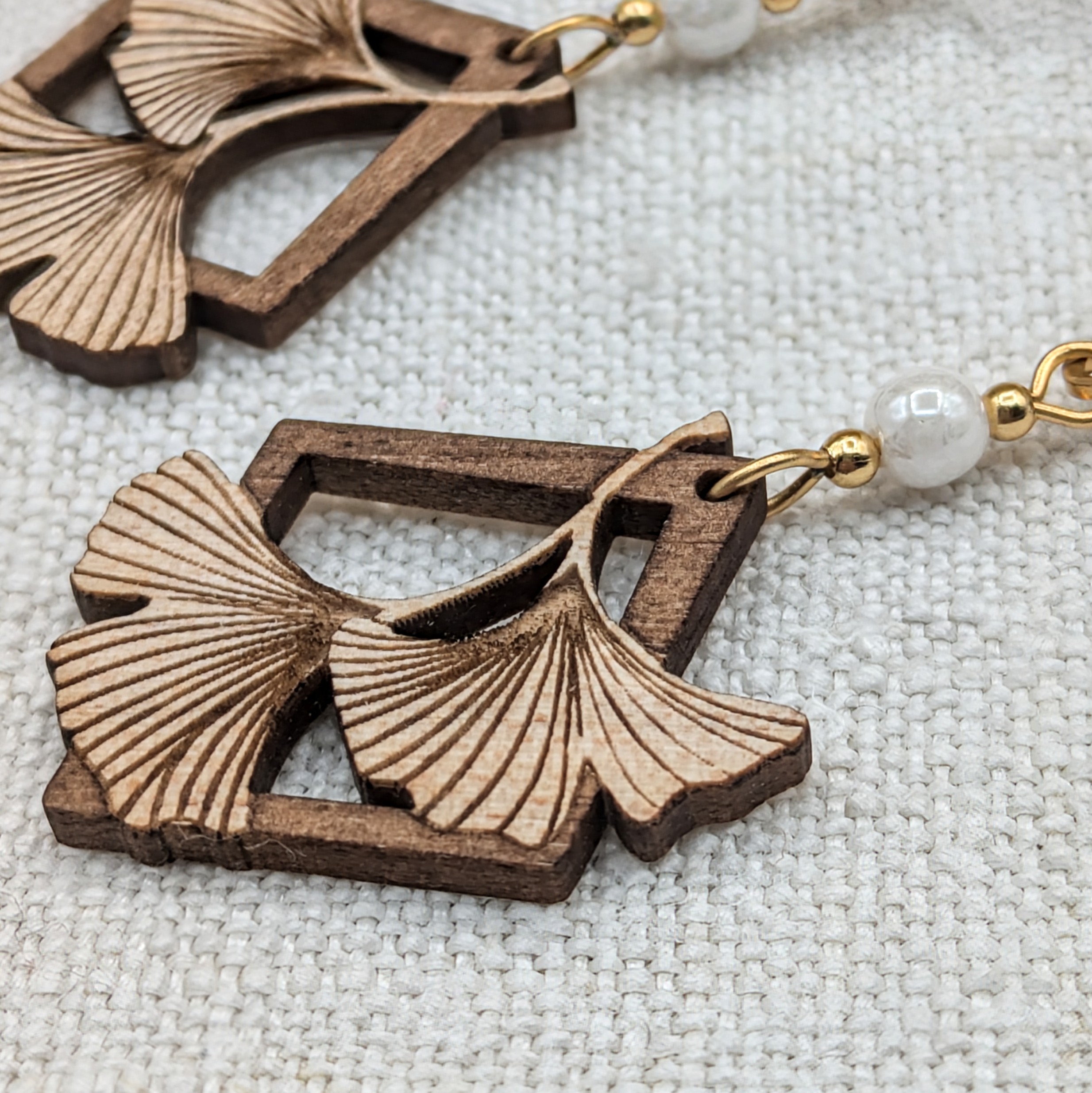 Boucles ginkgo en bois dérable - La Louve.2
