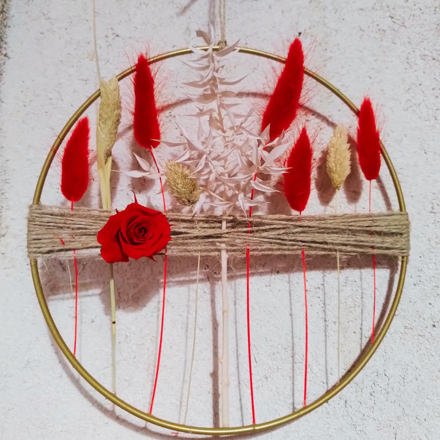 Fée florale - couronne métal à suspendre