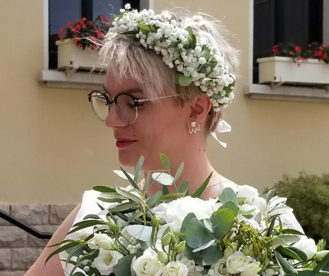 bouquet de mariee et couronne de tete blanc et vert