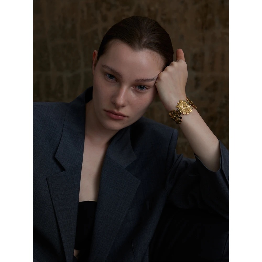 main-image-6
