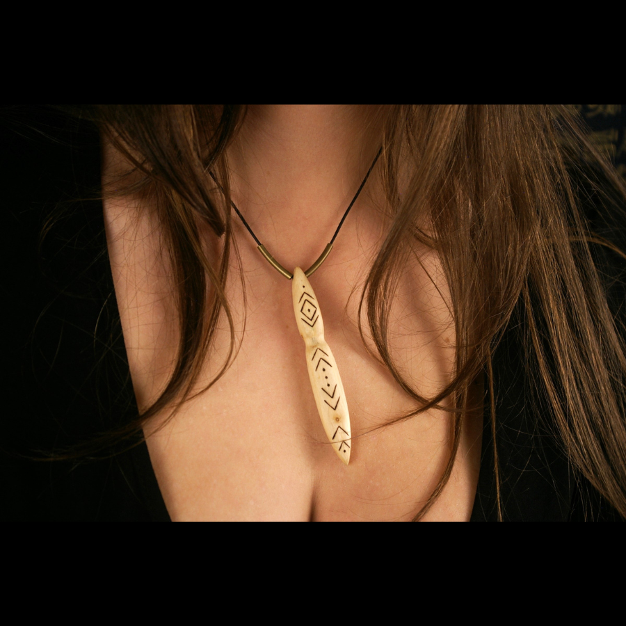 NAISSANCE_COLLIER_ARTISANAL_NUPIYA_ARTEMIS_CREATION_BIJOUX_ESOTERIQUES_002