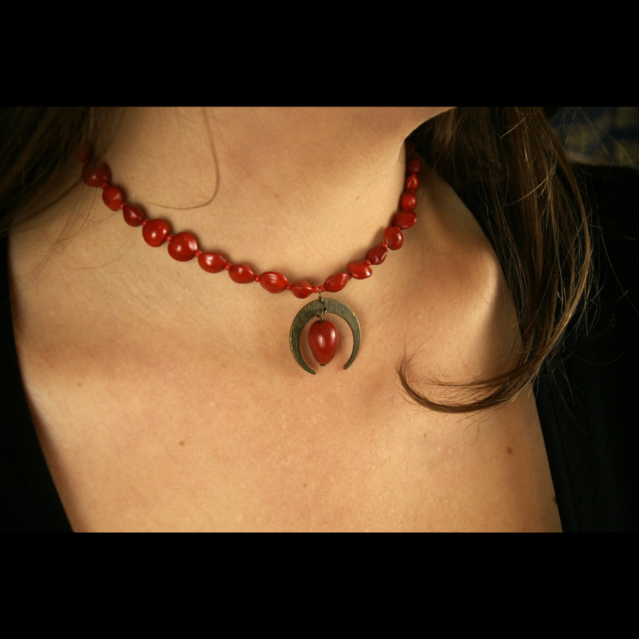 PASSION_COLLIER_ARTISANAL_NUPIYA_ARTEMIS_CREATION_BIJOUX_ESOTERIQUES_001