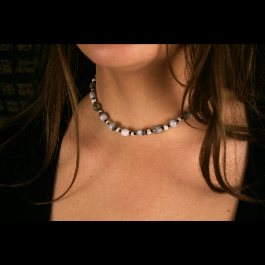 GOUTELETTE_COLLIER_ARTISANAL_NUPIYA_ARTEMIS_CREATION_BIJOUX_ESOTERIQUES_003