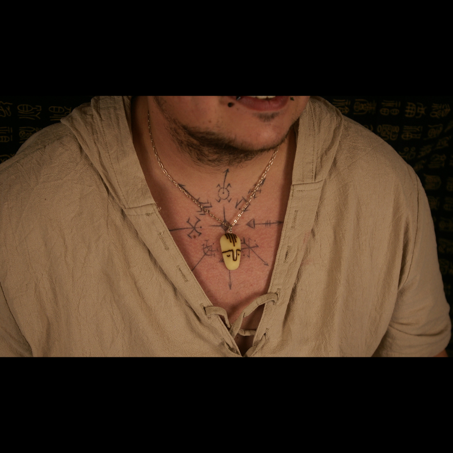 AKAURIO_COLLIER_ARTISANAL_NUPIYA_ARTEMIS_CREATION_BIJOUX_ESOTERIQUES_003