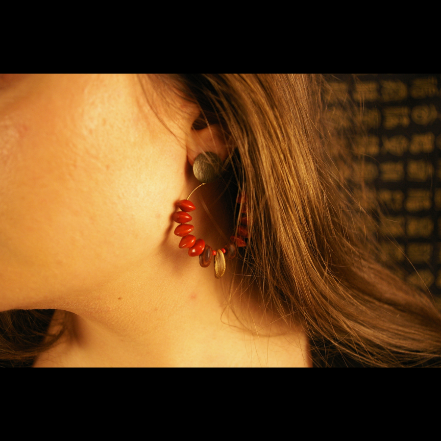 VIBRANCE_BOUCLE_D_OREILLES_ARTISANALES_NUPIYA_ARTEMIS_CREATION_BIJOUX_ESOTERIQUES_003