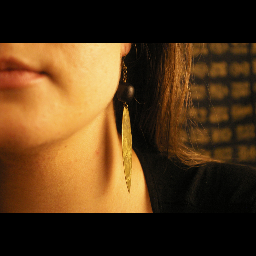 SAVONNETTE_BOUCLE_D_OREILLES_ARTISANALES_NUPIYA_ARTEMIS_CREATION_BIJOUX_ESOTERIQUES_002