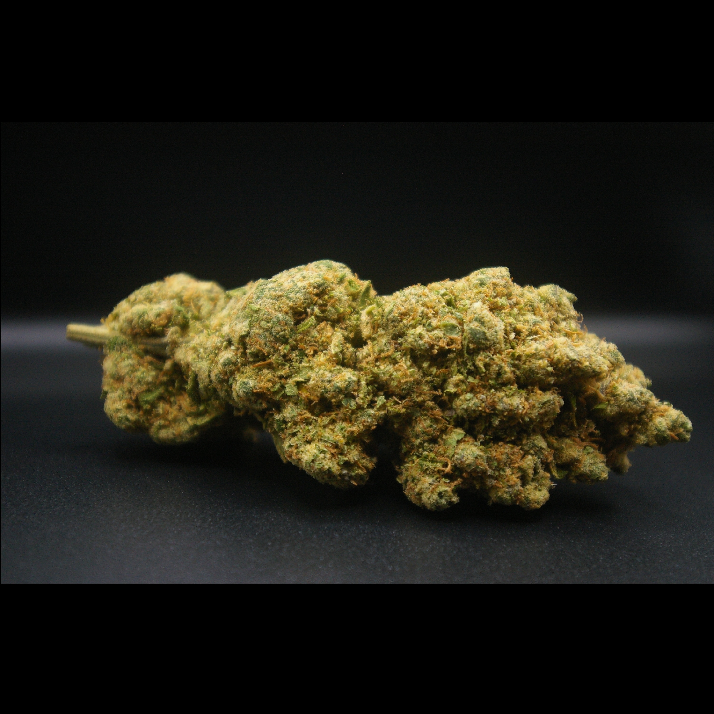 PINEAPPLE-CHUNK-FLEURS-DE-CBD-3