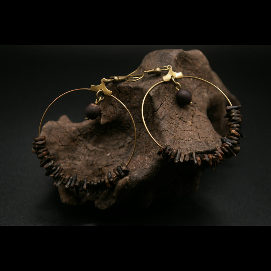 SENNA_ALATA_BOUCLE_D_OREILLES_ARTISANALES_GRAINES_003