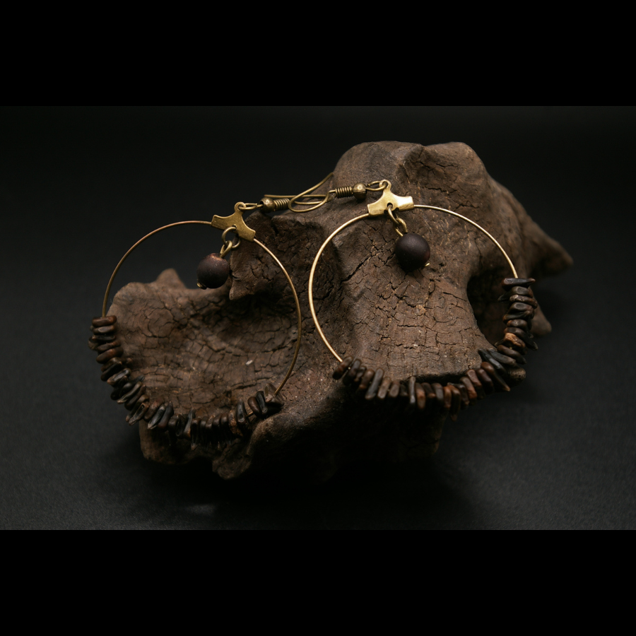 SENNA_ALATA_BOUCLE_D_OREILLES_ARTISANALES_GRAINES_001