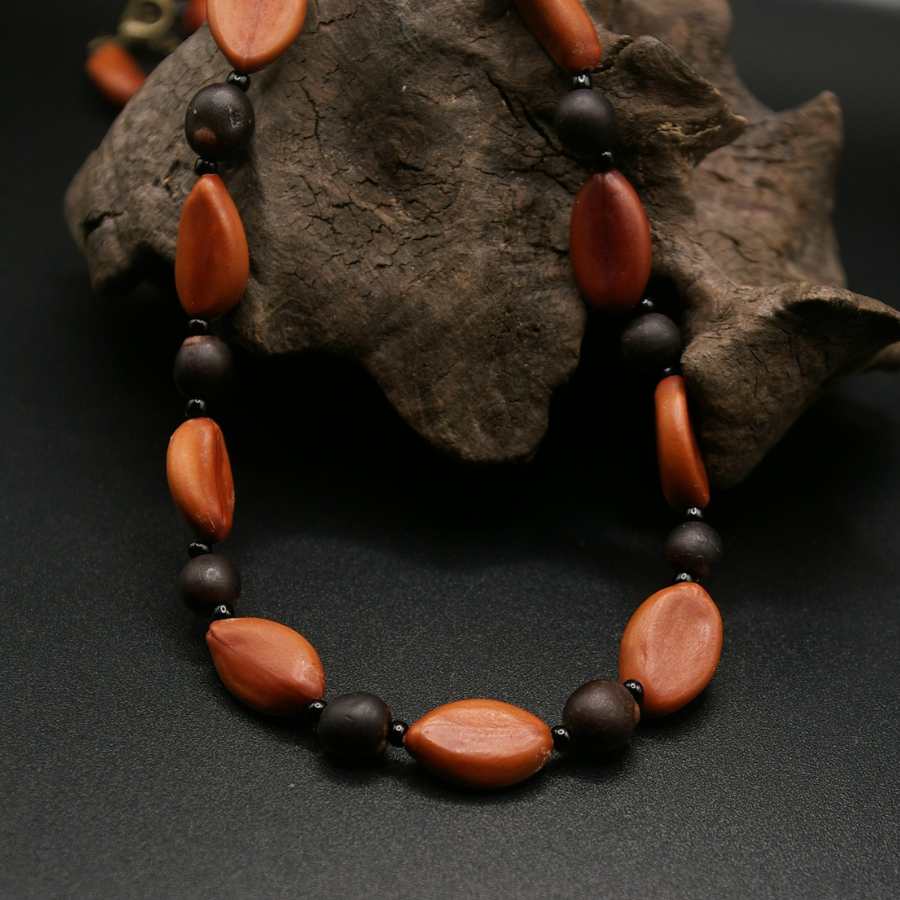 CHANTE_COLLIER_ARTISANAL_GRAINES_004