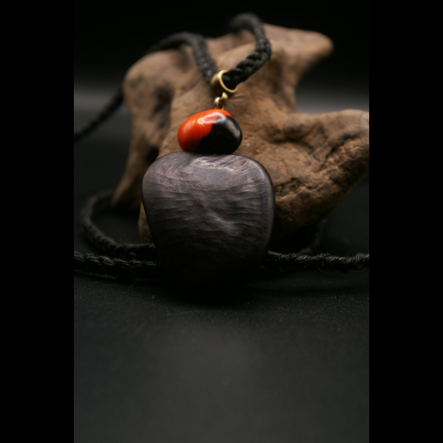 COEUR_DE_CHAT_COLLIER_ARTISANAL_GRAINES_003