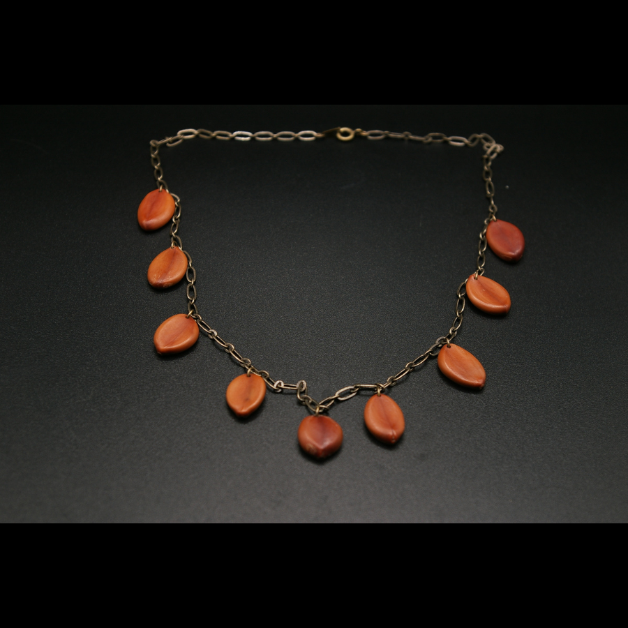 MARACASSIE_COLLIER_ARTISANAL_GRAINES_004
