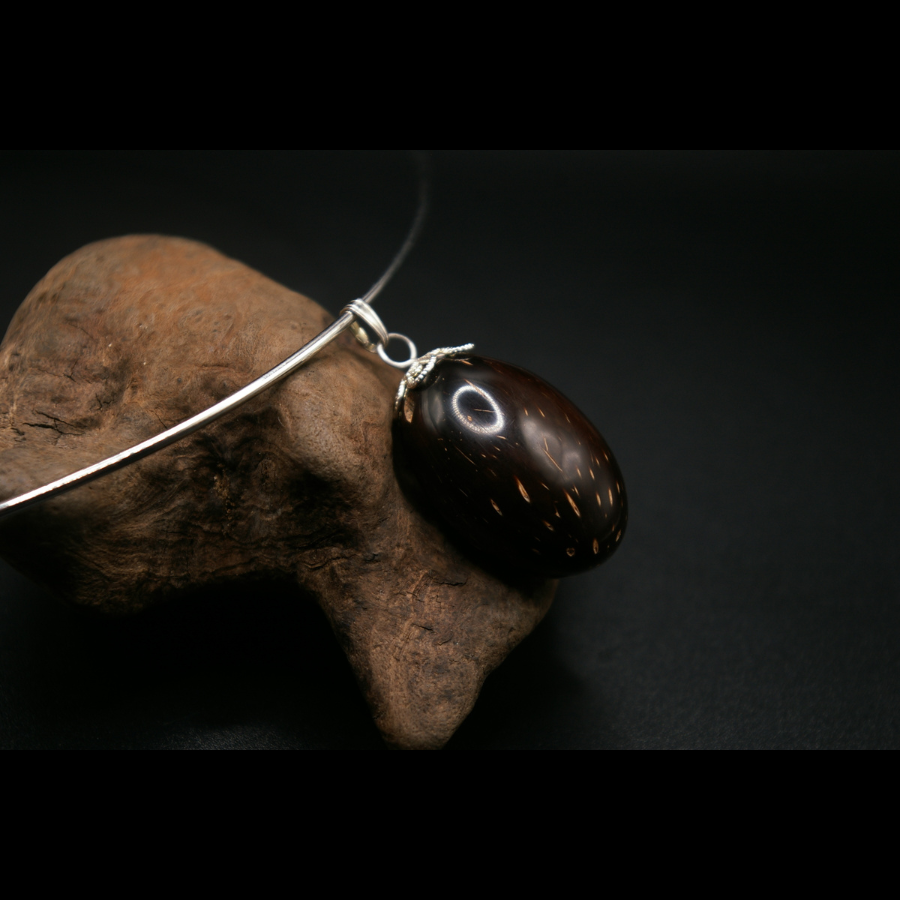 ELARIS_COLLIER_ARTISANAL_GRAINES_003
