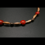 PAVONINA_2.0_COLLIER_ARTISANAL_GRAINES_006
