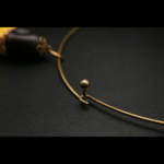 EN_JAUNE_ET_NOIR_COLLIER_ARTISANAL_GRAINES_005