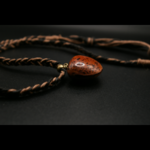 DIOCLEA_MOUCHETER_COLLIER_ARTISANAL_GRAINES_007