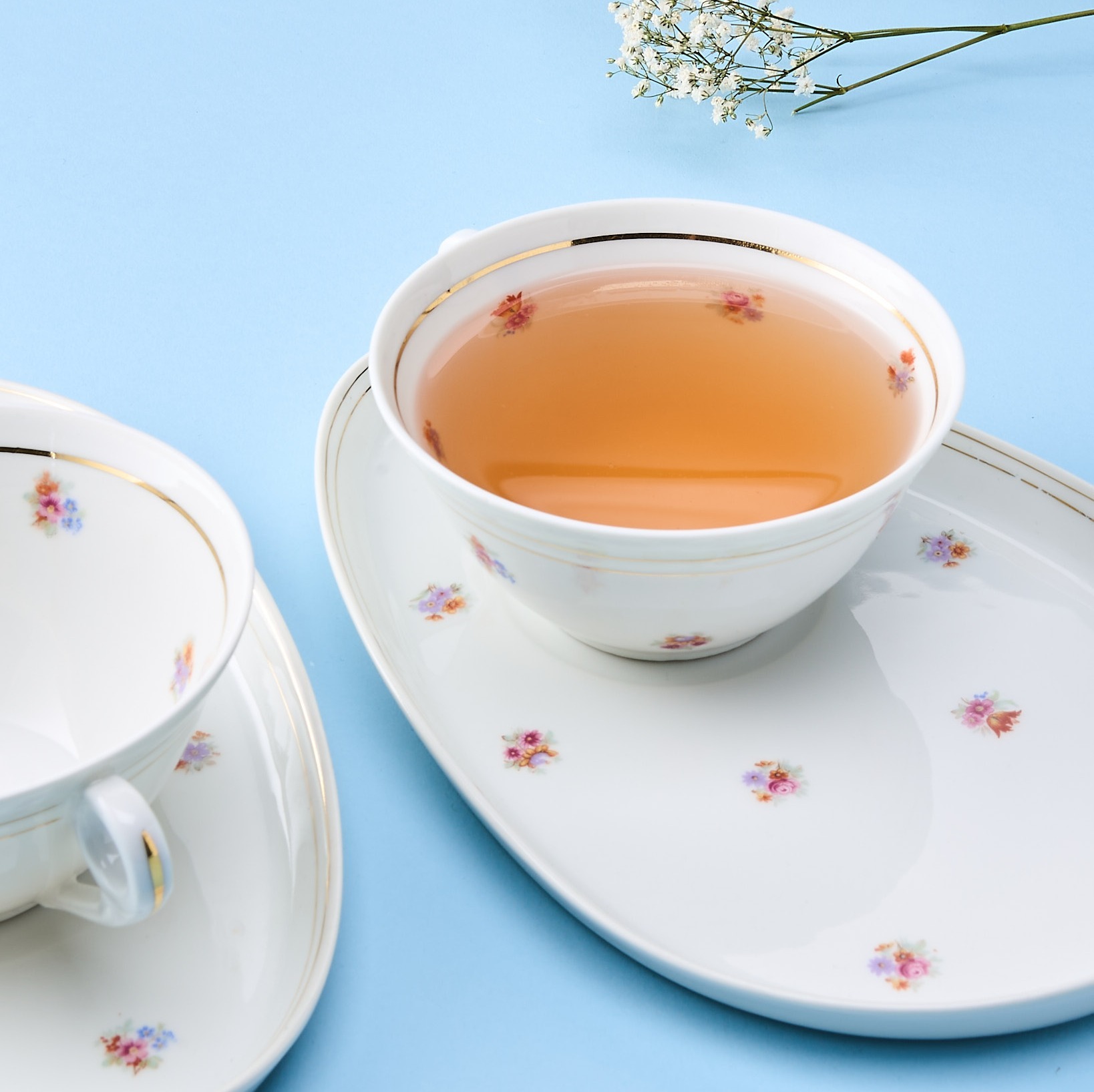 vaisselle ancienne tasses à thé en porcelaine