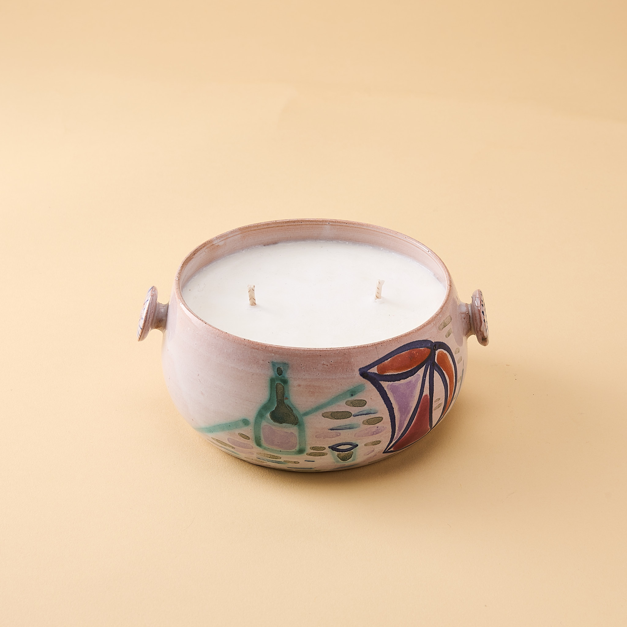 Bougie upcyclée coulée dans un pot Vallauris