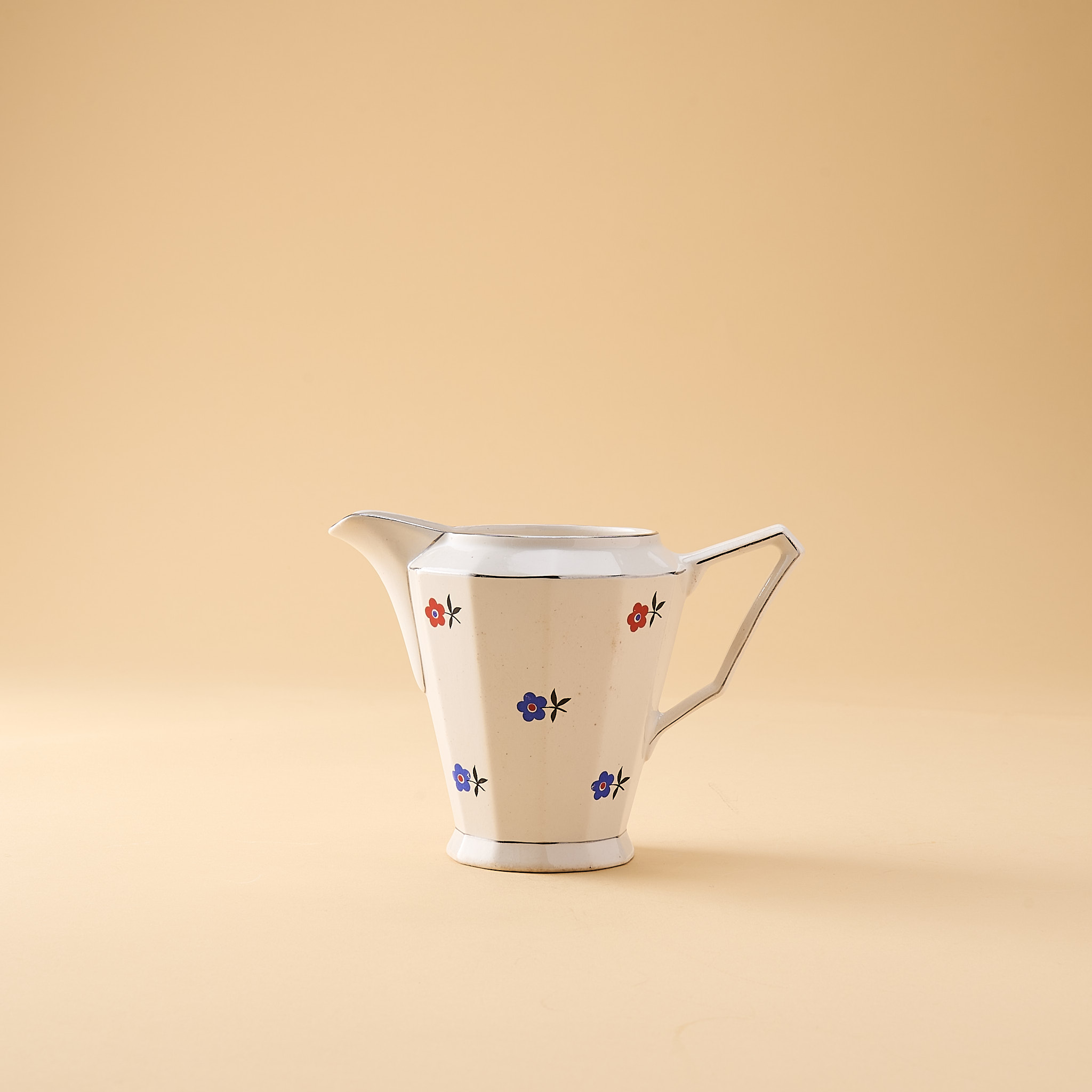 Vaisselle ancienne Pot à lait Digoin