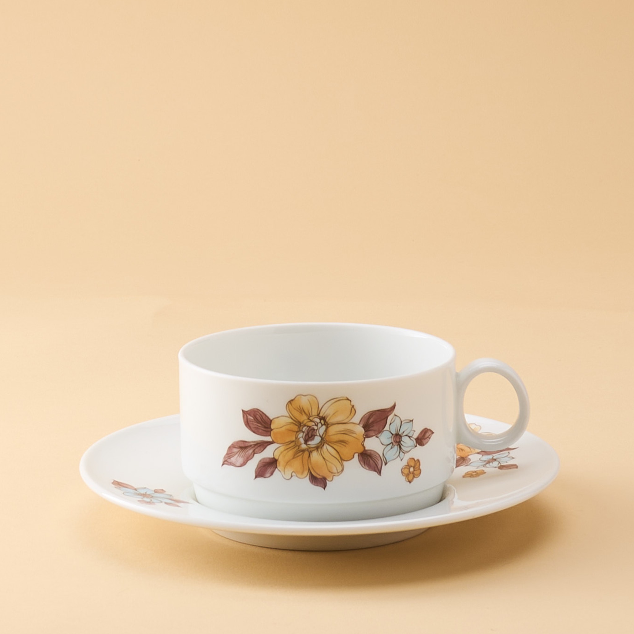 vaisselle ancienne tasse Ginori Italie