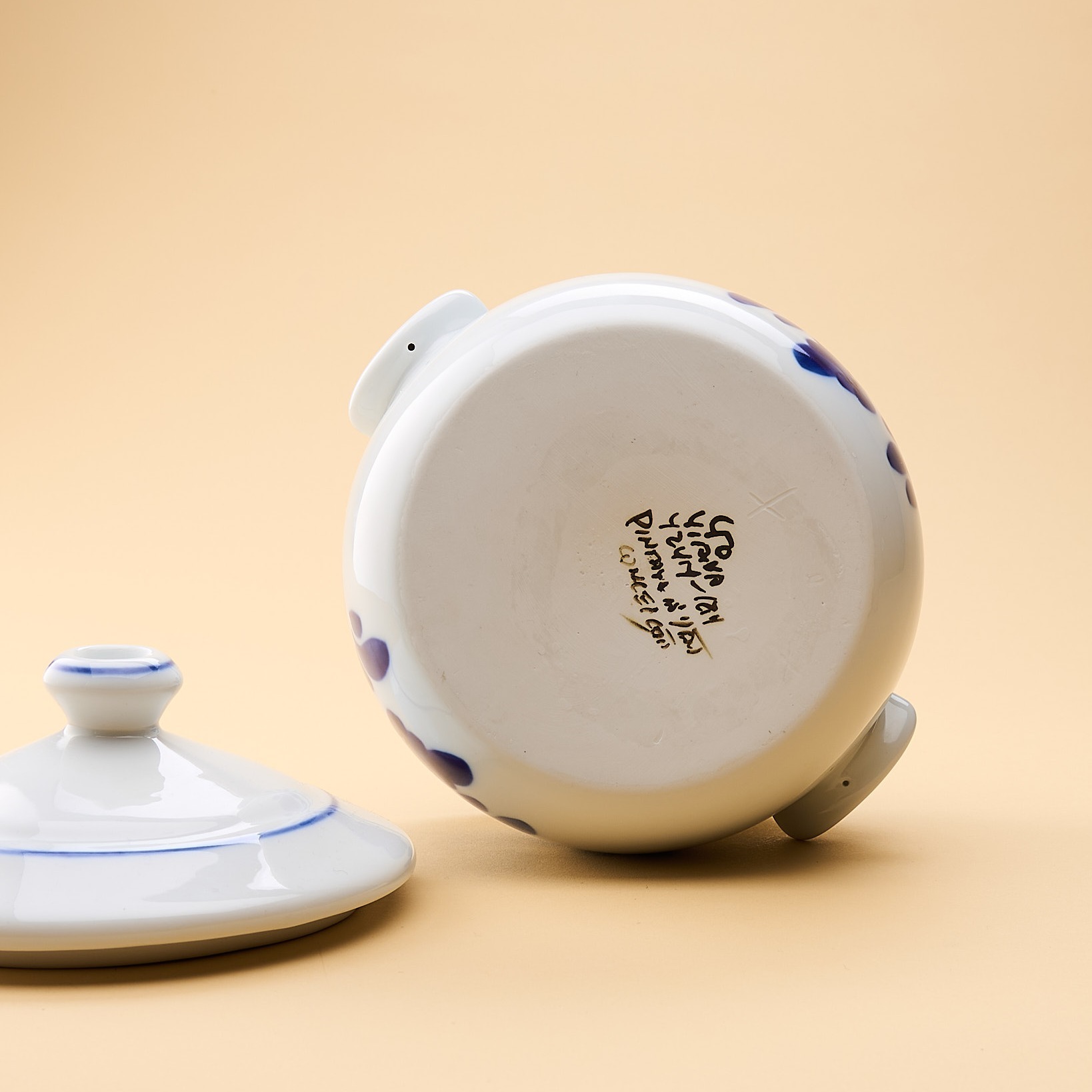 vaisselle ancienne petite soupière bleue