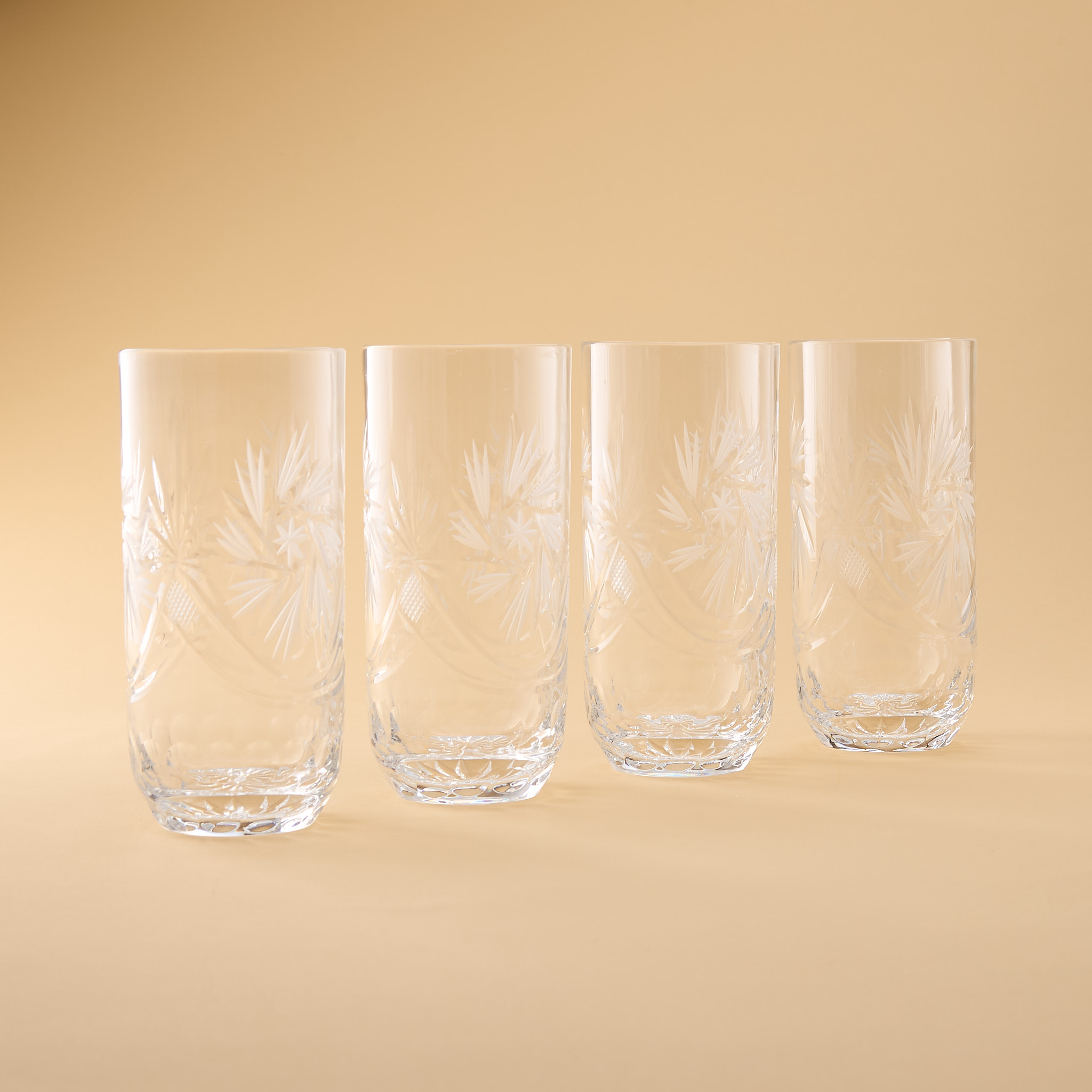vaisselle ancienne verres taillés en cristal